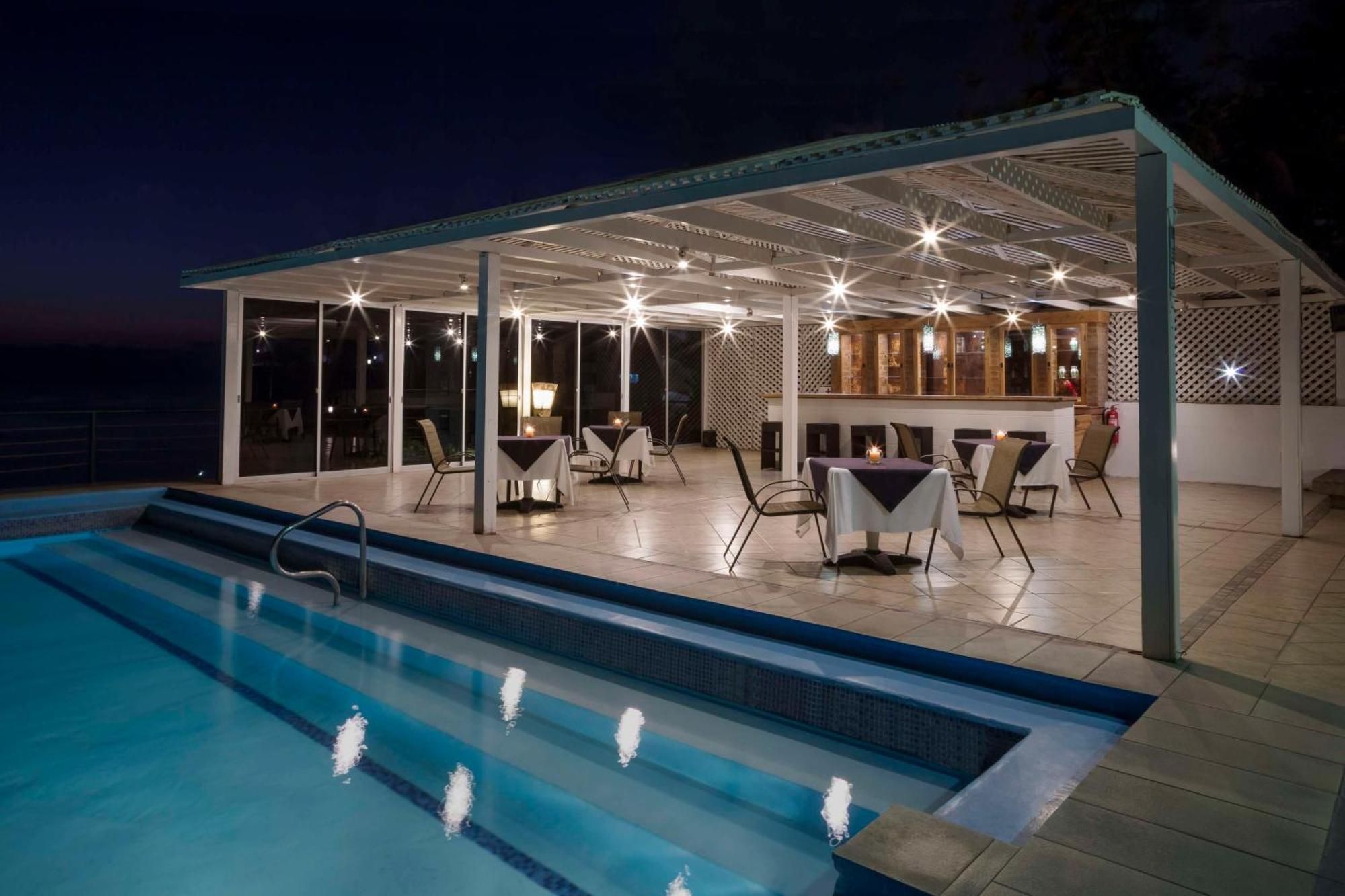 Nh Iquique Costa Hotel Екстериор снимка